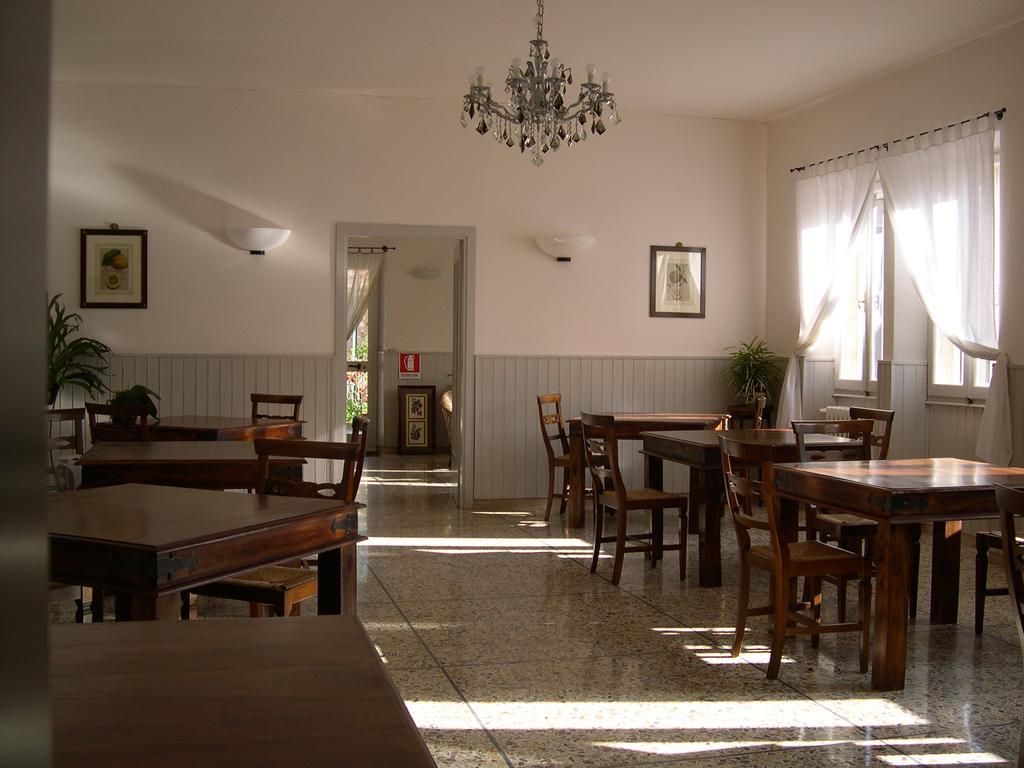 Locanda La Pieve Semproniano Exterior foto